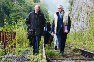  Alain Rousset et Guillaume Pepy, le président de la SNCF. Jusqu'au contentieux ?  PHOTO GUILLAUME Bonnaud  