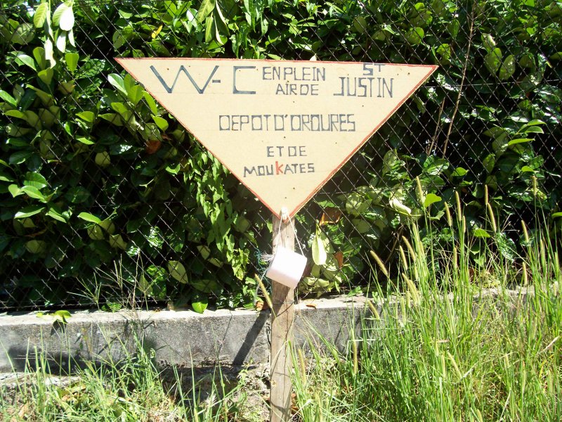 WC public de Saint-Justin clic pour agrandir