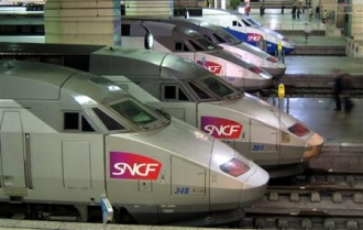 Avant l'action des routiers prévue pour le 13 les controleurs de la sncf vont mettre le train à l'arrêt